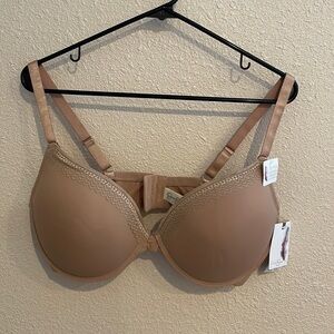 NWT JESSICA SIMPSON NUDE COLOR BRA SIZE 42D​​​​​​​
